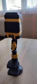 Křížový laser - 4