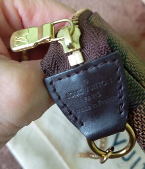 Louis Vuitton Mini Pochette Damier Ebene - 4