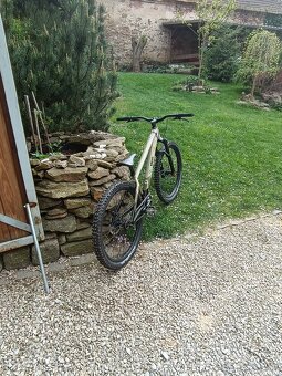 Prodám horské kolo dirt jump polygon - 4
