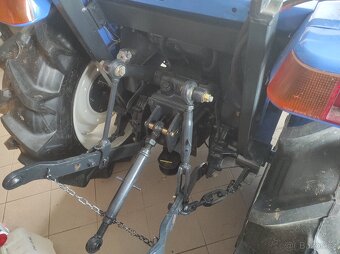 Malotraktor ISEKI GEAS 25, nový čelní nakladač s klapačkou - 4