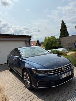 Volkswagen Passat GTE 1.4 TSI Plug-in Hybrid - 4