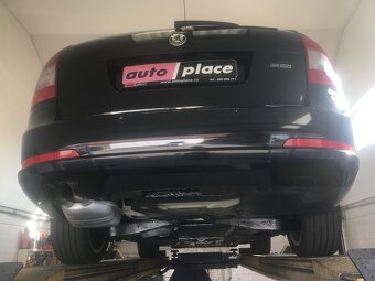 ŠKODA OCTAVIA II RS 2.0TFSi 147kW Navi Kůže Nappa -DPH - 4