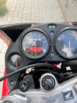 Honda CBR 125 R - 4