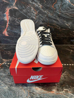 Nike Dunk Low Reverse Panda - 4