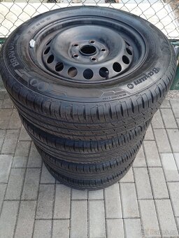 Škoda Octavia 2 velmi zachovalý stav 195/65 R15 - 4