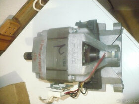 elektromotor /pračka elektrolux-indesit UAH522300-82R04 - 4