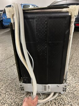 Myčka 45cm Siemens na opravu nebo náhradní díly - 4