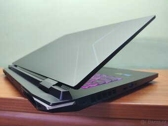 17 Velký Nitro 5,RTX-140w,i5-12gen,DDR5,1TB,RGB. - 4