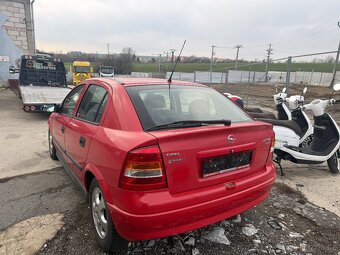 Náhradní díly - Opel Astra 1.4i 66kW r.v. 2001 - 4
