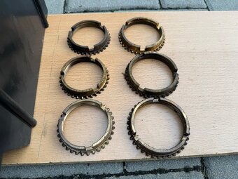 Volha Gaz 21, Gaz 24, nové originální synchrony cccp - 4