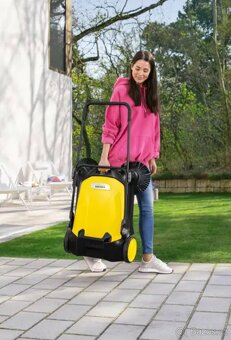 Výkonný zametací přístroj Kärcher S4 Twin - 4