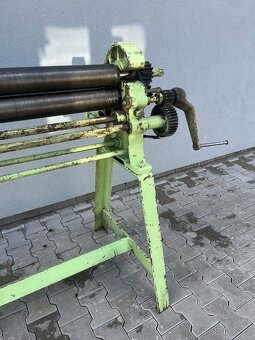 Ruční zakružovačka1000/3 - 4