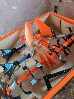 Prodám kultivátor Ruris918ACC - 4