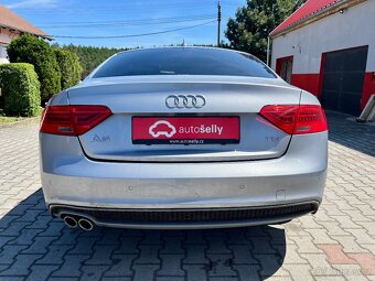 Audi A5 2,0 TDi / S-line / VÝHŘEV / AUT8 / 2015 - 4