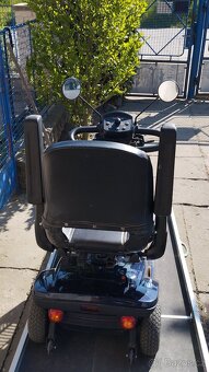 SKŮTR - 4