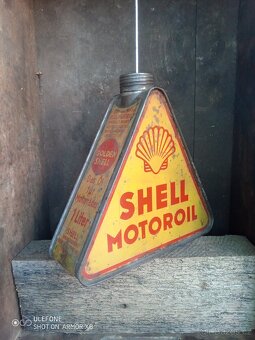 stará trojúhelníková plechovka Shell - 4