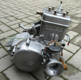 ND na závodní motor čz 511 516 válec hlava víko vodní pumpa - 4