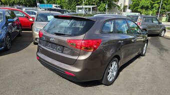 Kia Ceed 1,6 GDi - 4