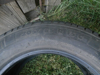 Pneu Michelin Agilis 51 205/65 R15C Kusovka - 4