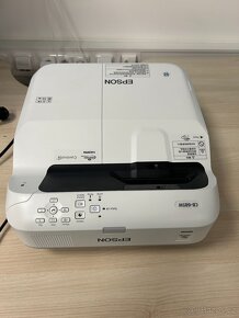 Projektor CB-685W - 4
