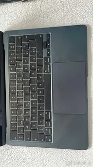 Prodám Apple MacBook Air 13,6” (2024) - 4