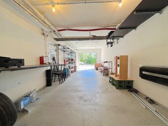 Pronájem prostorné garáže, 37 m2 - ul. Gagarinova, Znojmo - 4