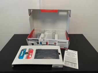 Herní konzole Nintendo SWITCH - 4