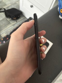 iphone se 2020 - 4