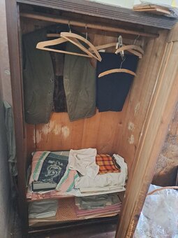 Skříň starožitná - 4