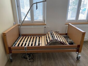 Elektrická polohovací postel - 4