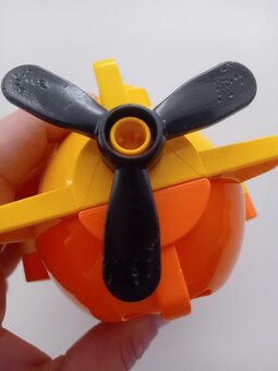 2074 - lego duplo 10910 - Dobrodružství v ponorce - 4