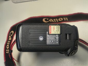 Canon EOS 1D Mark III - 4