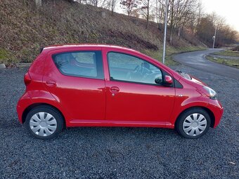 Aygo 1.0 Najeto: 58000km - 4