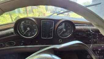 Mercedes W111 220SEb/c coupe - 4