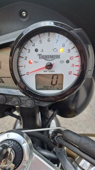 Triumph speed triple 1050 - 4