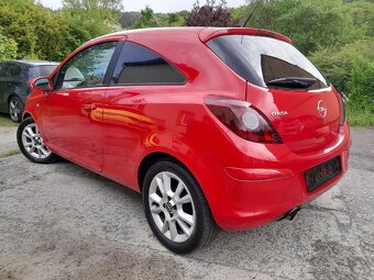 Opel Corsa D 1.2i 59kW rok 2009 naj.202tis. NOVÁ STK - 4