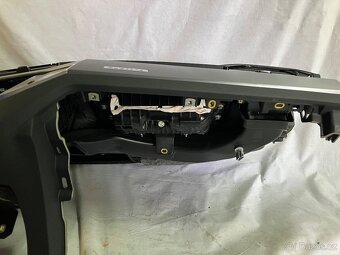 Airbagová sada palubní deska Audi Q3 F3 2020 - 4