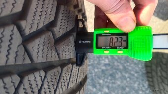 235/40/19 235/40 r19 - 4