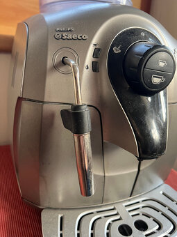Kávovar Philips Saeco HD 8747 XSmall - TOP - 4