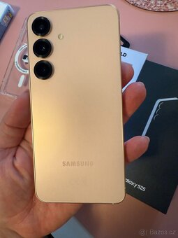 Samsung Galaxy S25 512GB - 4