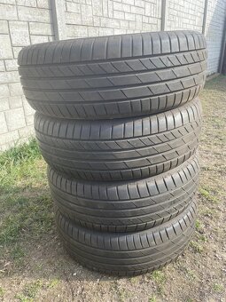4 ks KUMHO ECSTA 205/60 R16 92V Najeto 373km 7mm vzorekLetní - 4