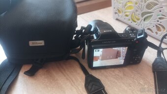Nikon Coolpix - 4