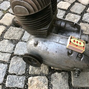 Prodám motor na velorex - 4
