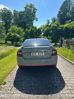 Škoda octavia 3 rs SE 2020 - 4