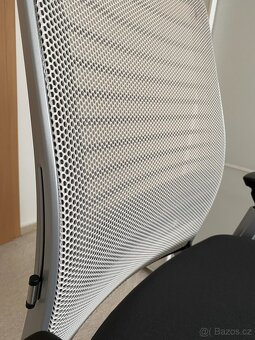 Kancelářská židle Steelcase Think PC 17 300,- - 4