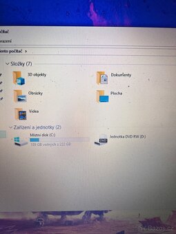 Acer Aspire E17 E5-774 - Core i3-6006u 8GB DDR4 - 256 SSD - 4