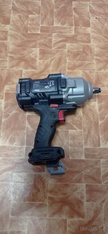 Aku utahovák na kola 1/2" 1400nm, 8ah, nabíječka, Parkside - 4