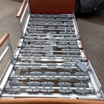 Elektrická polohovací postel - 4