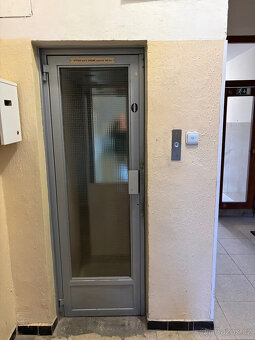 PRONÁJEM BYTU 2KK PRAHA 5 KOŠÍŘE - 4