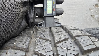 Zimní pneu 205/55/16 Barum - 4